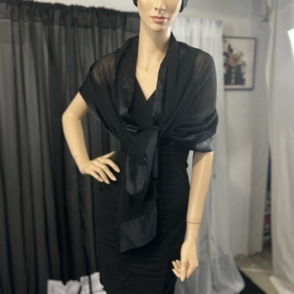 Whitehouseblackmarket little black dress. Homecoming Dress prom dress NY EVE - Picture 8 of 15